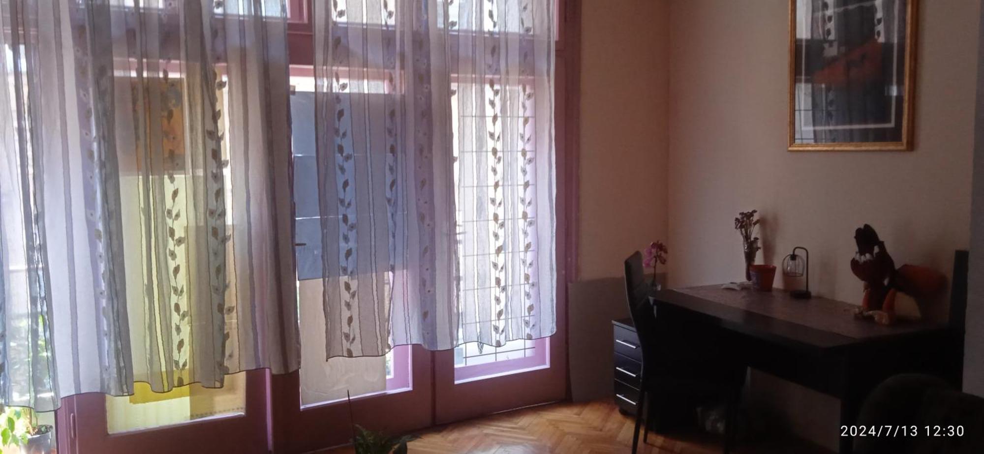 Small Apartment *
